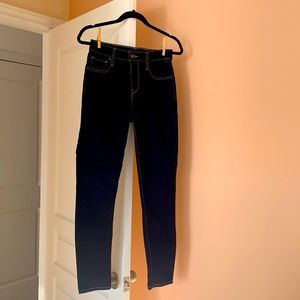 Levi’s 721 High Rise Skinny